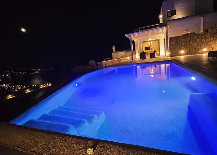 Aether Mykonos 3br With Serene Port & Town Views וילה
